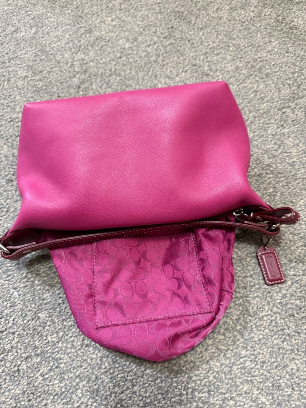 COACH 1941 DEMI LEATHERWARE FUCHSIA HOT PINK LEATHER BAGUETTE BAG - Picture 9 of 9